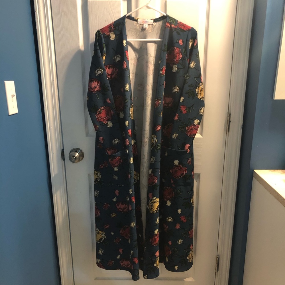 BOGO 50% - Floral LuLaRoe Sarah